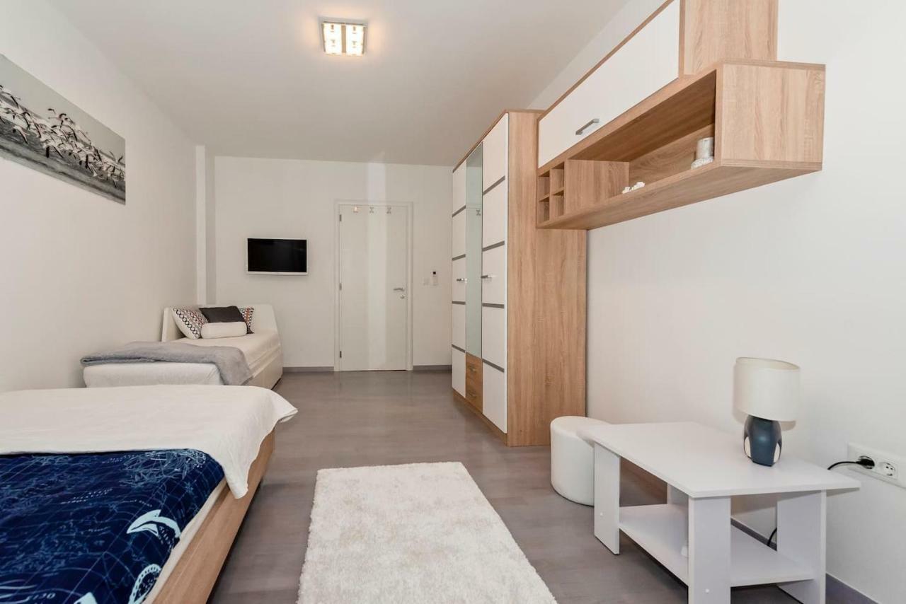 L'Aurora Luxury Apartment Ζαντάρ Εξωτερικό φωτογραφία