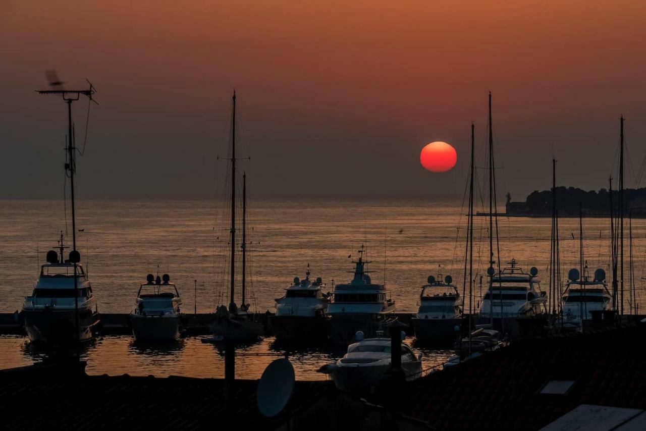 L'Aurora Luxury Apartment Ζαντάρ Εξωτερικό φωτογραφία